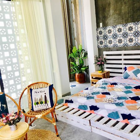 Win Homestay Куинён Экстерьер фото